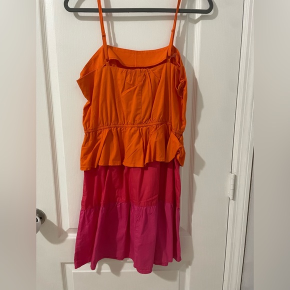 Dress - Picture 2 of 3